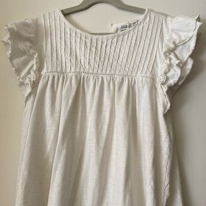 GAP kids white ruffle sleeve shirt. gently used. good condition